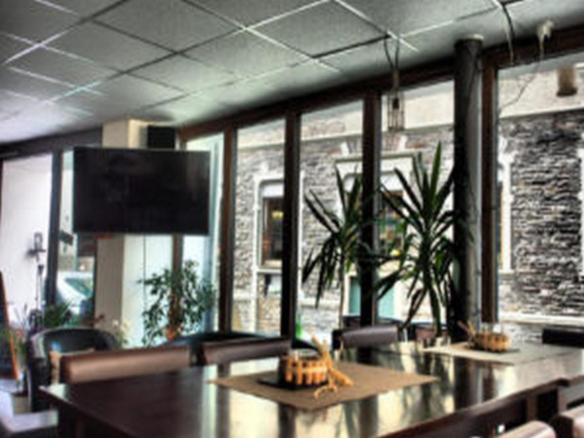 Weincafé Korkenzieher Briedel Extérieur photo