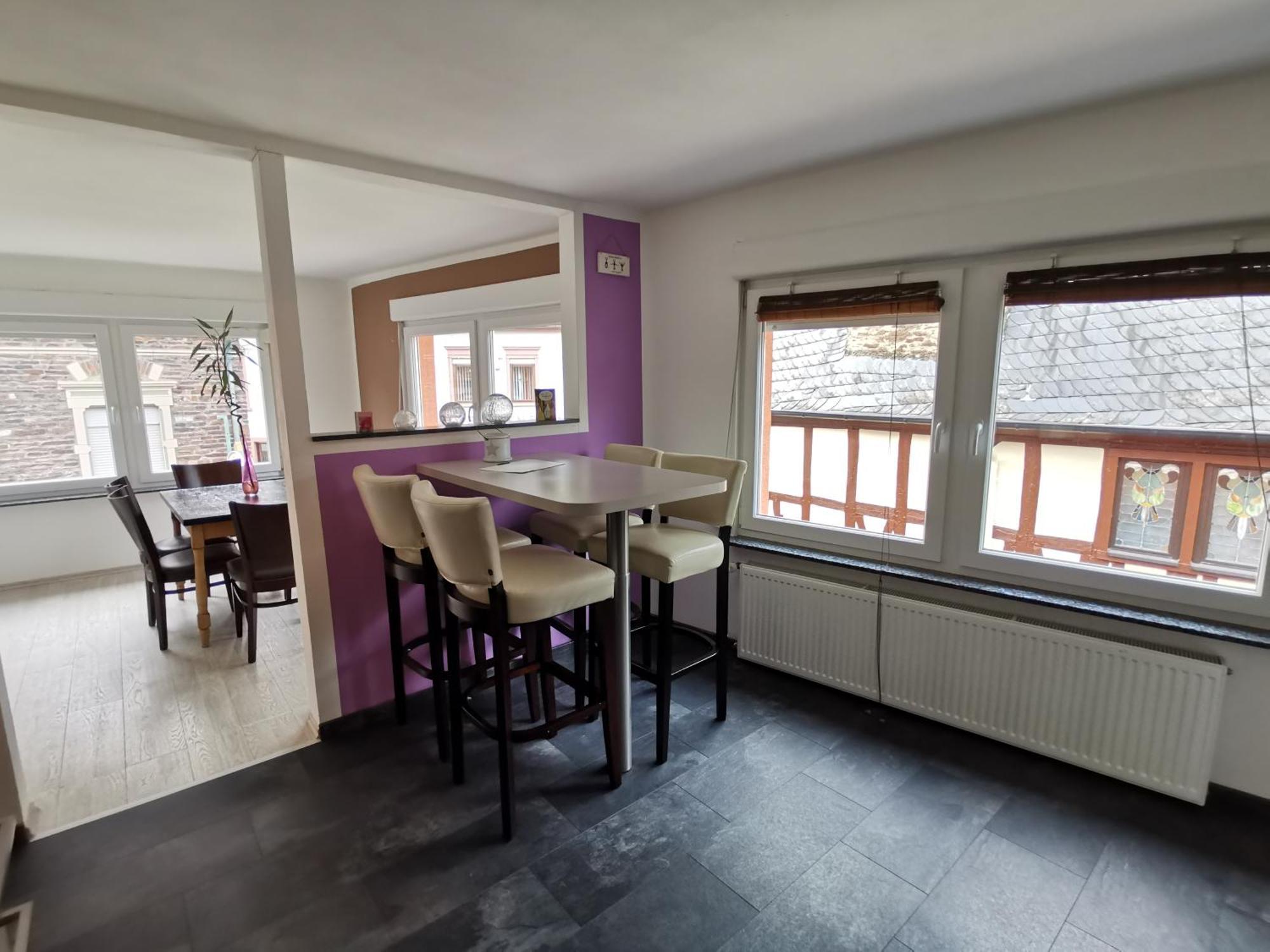 Weincafé Korkenzieher Briedel Chambre photo